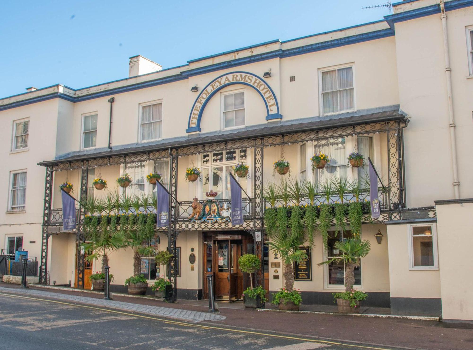 Foley Arms Hotel Great Malvern Exteriér fotografie