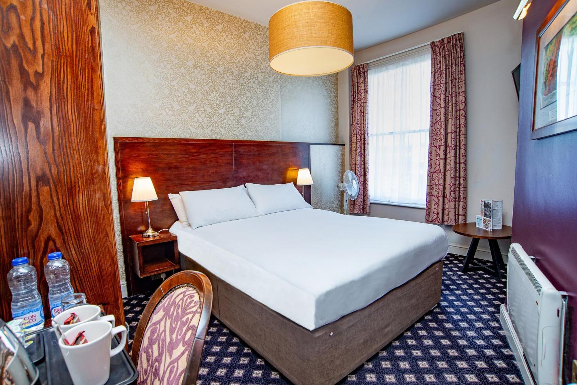 Foley Arms Hotel Great Malvern Exteriér fotografie