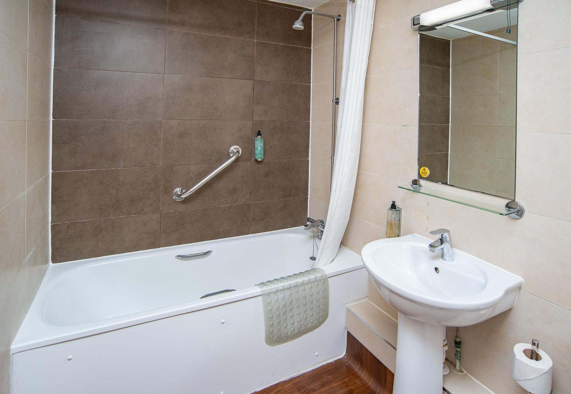 Foley Arms Hotel Great Malvern Exteriér fotografie